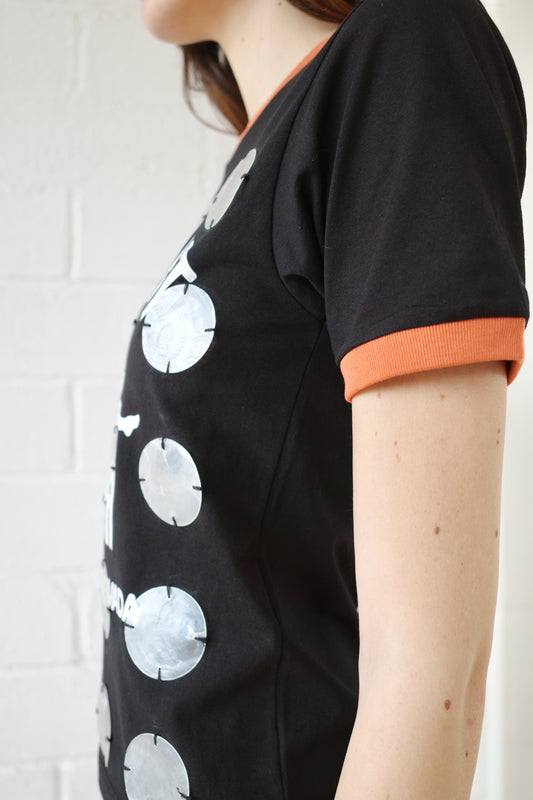 The Mother of pearl Paillette Ringer Tee - Black