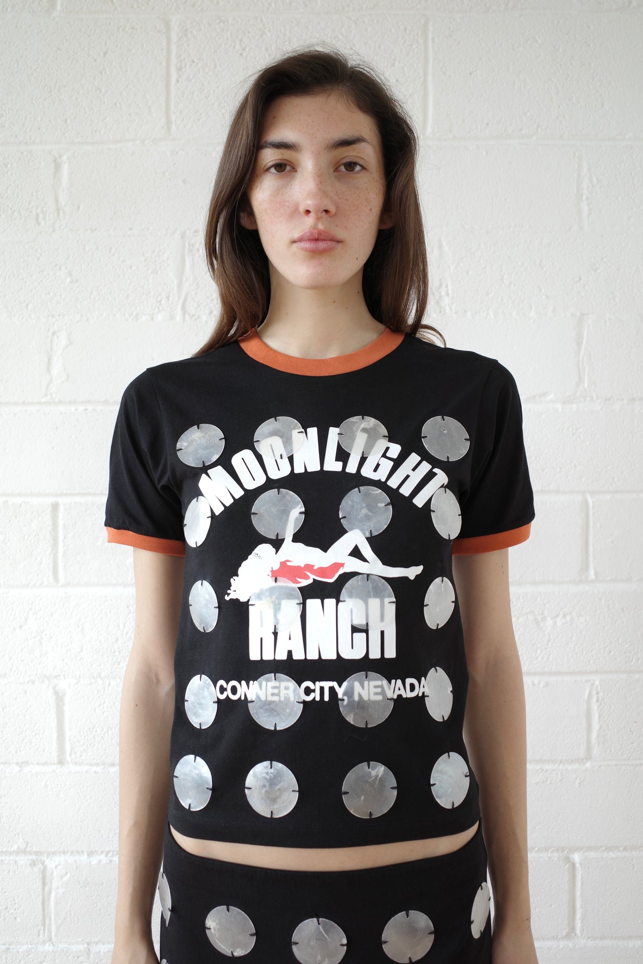 The Mother of pearl Paillette Ringer Tee - Black